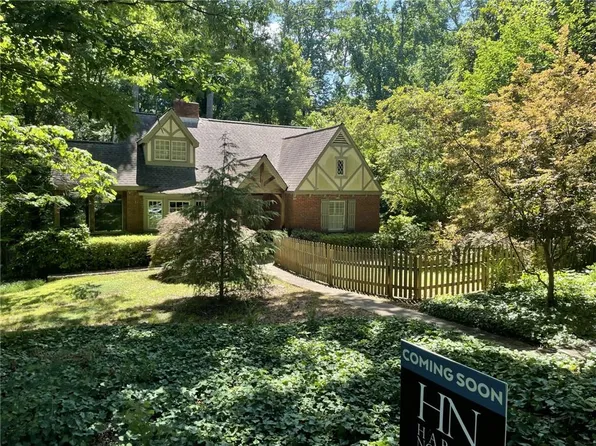 3843 Lake Forrest Dr NE #17, Atlanta, GA 30342