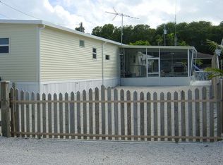 210 Pimlico Ln, Key Largo, FL 33037