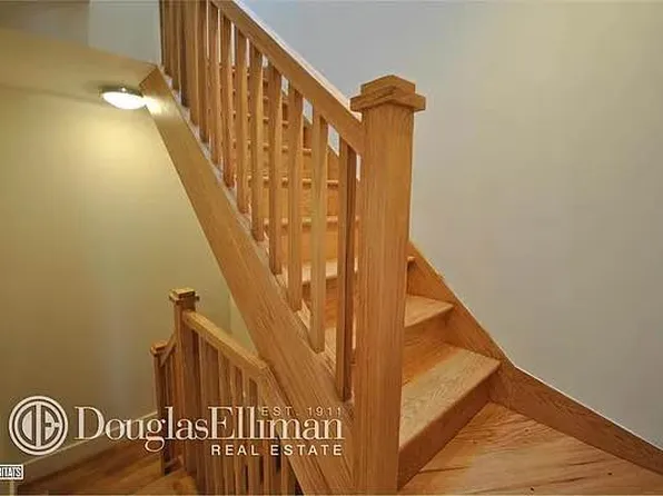 576 Marcy Avenue image 38 of 39