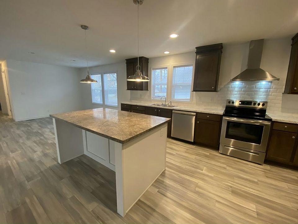 1st image of 3731 S Glenstone Ave Lot 126
