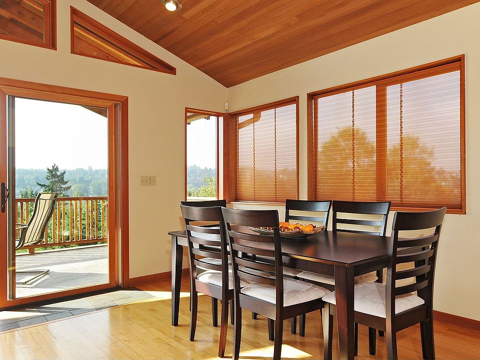 14' Sliding Glass Fir Doors to Deck