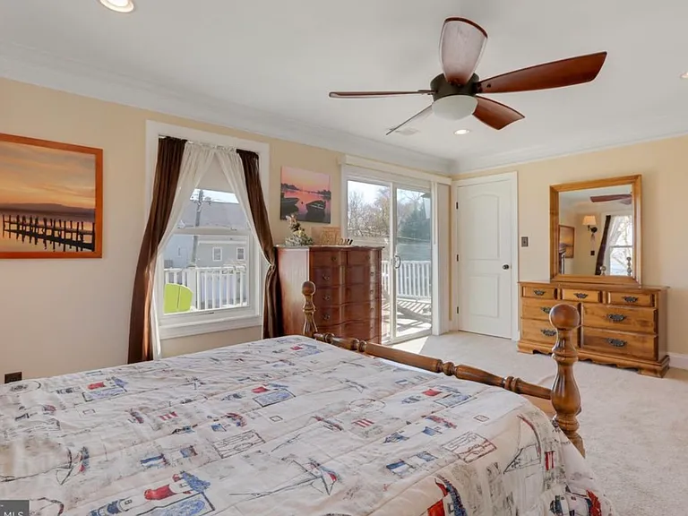 7808 Harbor Rd — Photo 24