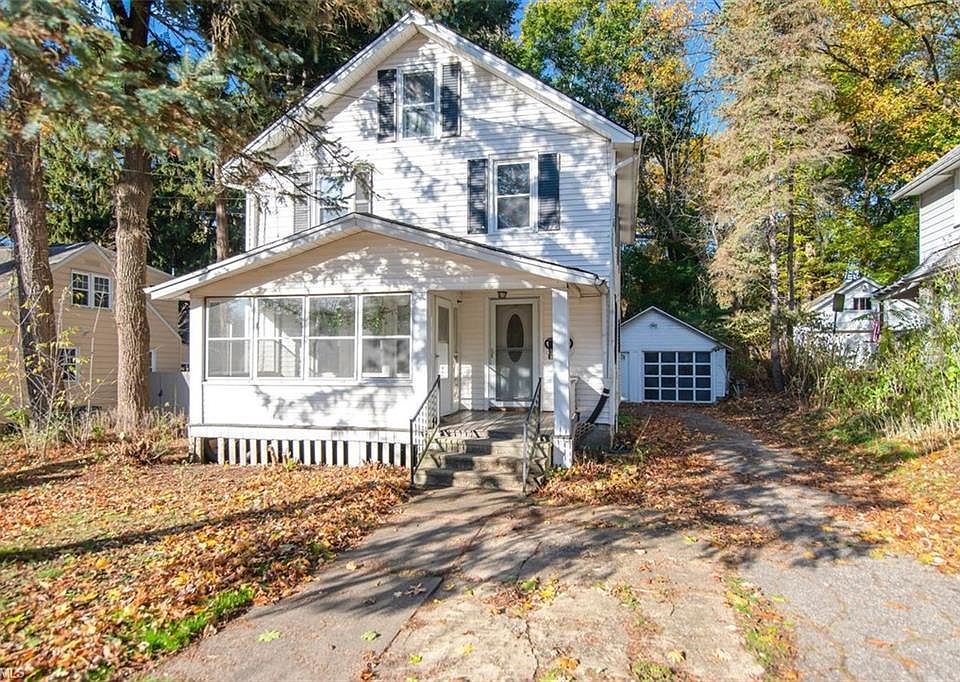 1st image of 424 Woodard Ave