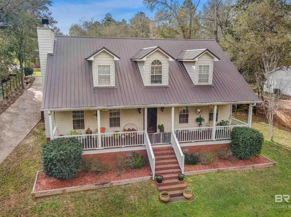 18853 Highland Dr, Fairhope, AL 36532