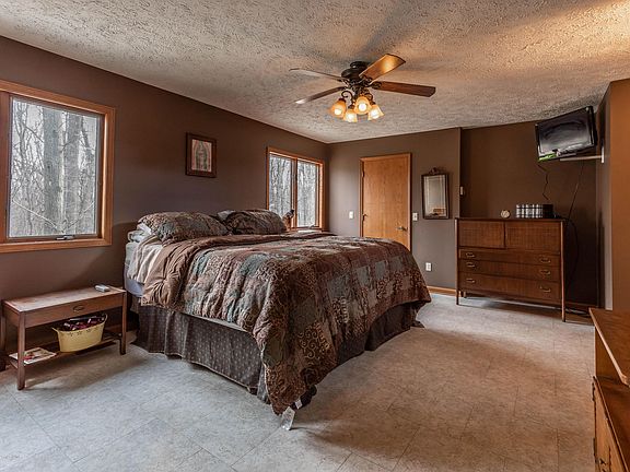 5th image of 2860 Shadow Wood Dr