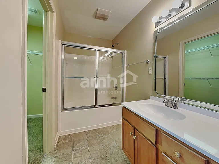 1523 Bailey Park Ln — Photo 14