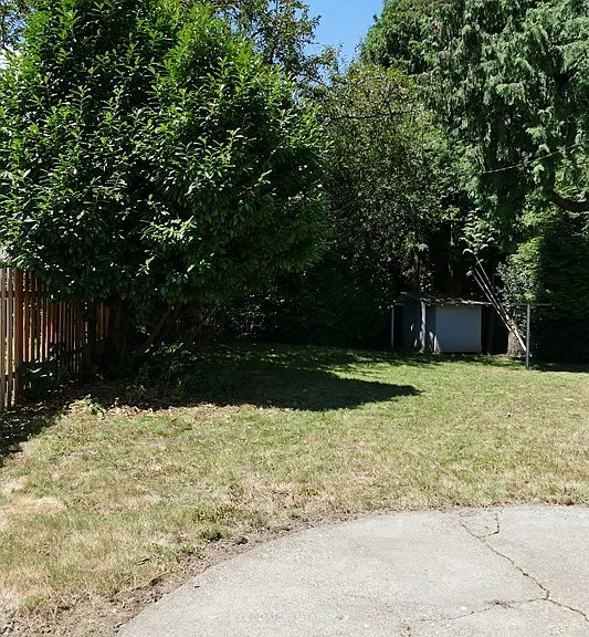 10851 SE Garrett Dr — Photo 29