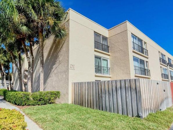 2763 Woodgate Ln APT 303