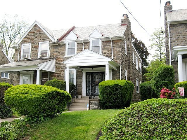 1st image of 715 E Phil Ellena St