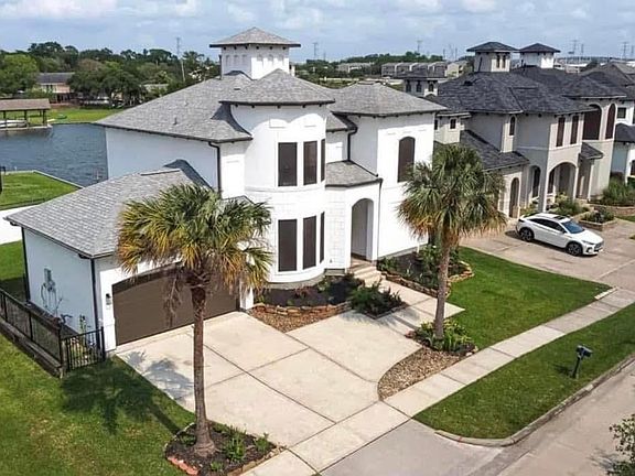 4th image of 1834 Lakeside Dr