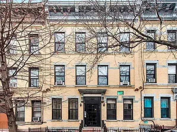 851 Hart Street image 6 of 6