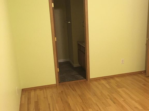 3rd image of 1925 Montana St APT D