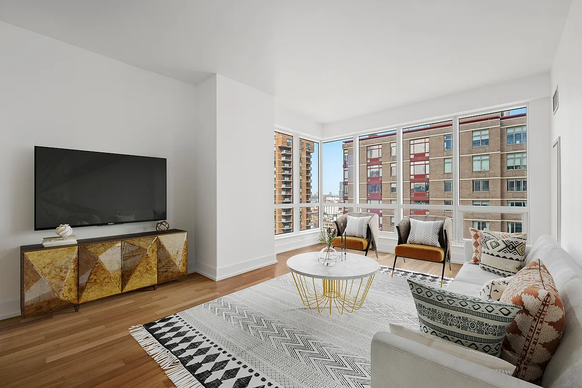 350 West 42nd St Unit 20C  
