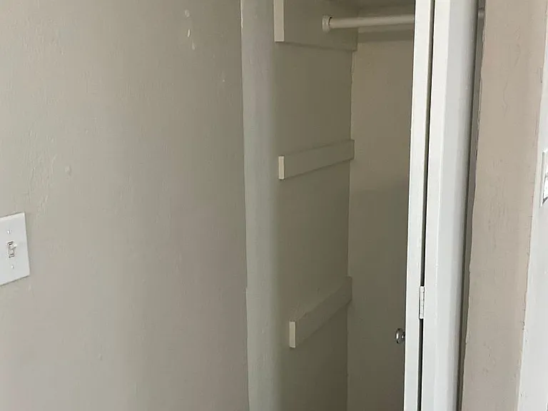 Terraces at Nichols Hills Renovated Two-Bedrooms — Photo 18