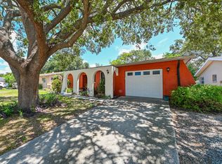 212 Morgan Ct, Palm Harbor, FL 34684