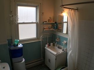 401 N 33rd St APT 2F, Philadelphia, PA 19104