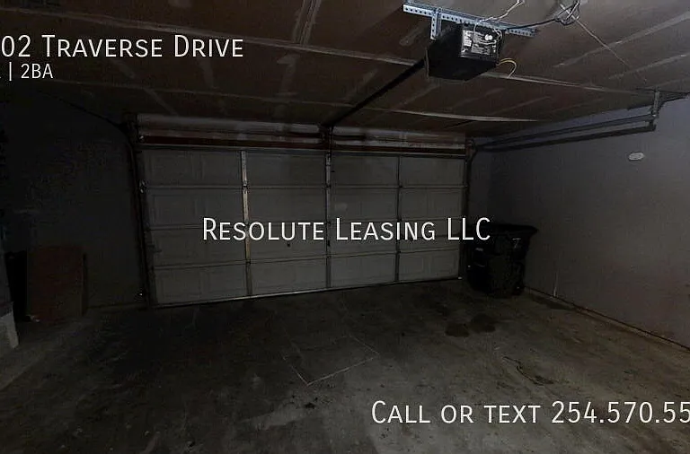 2302 Traverse Dr — Photo 19