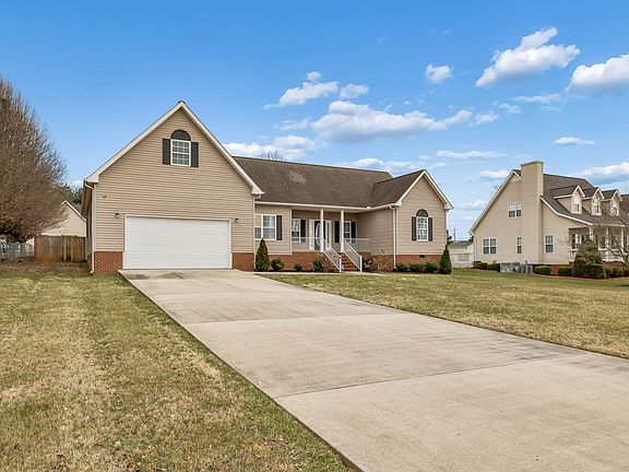 4th image of 408 Remington Ln