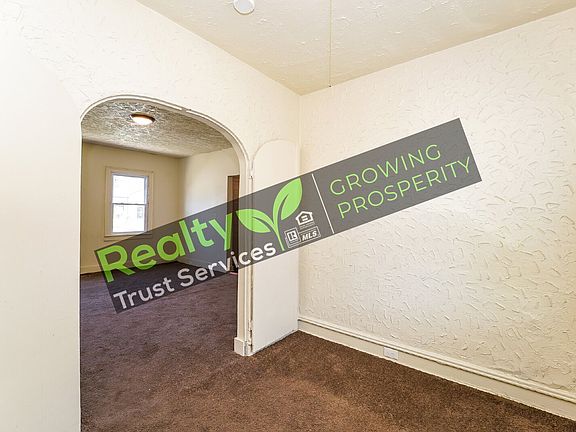 2nd image of 3460 Erin Ave