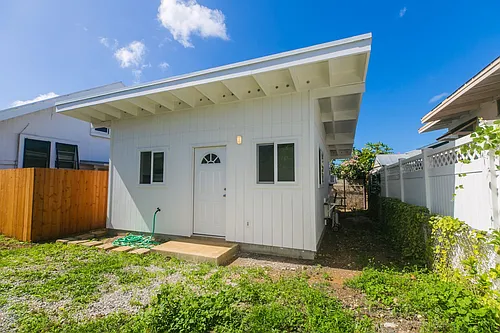 3052 Hinano St Photo 1