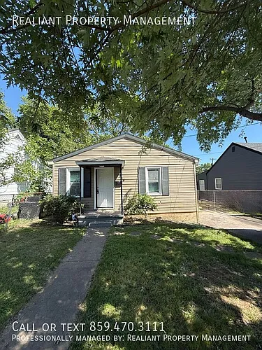 208 Clyde St Photo 1