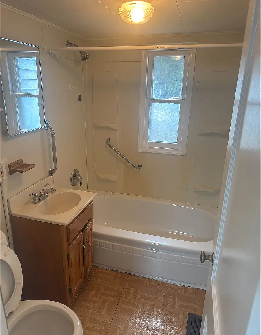 2 bed, 700 sqft, $1,550 — Photo 4
