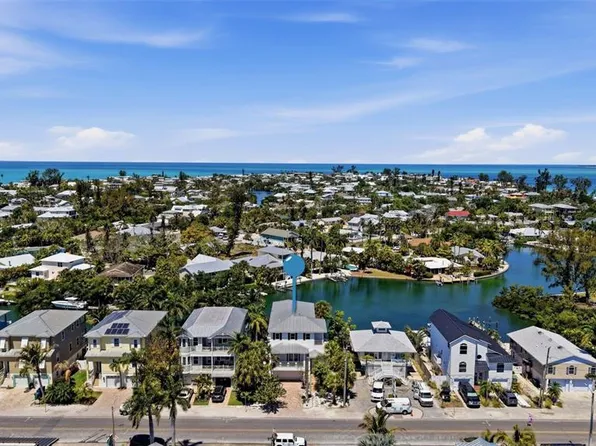 418 Pine Ave, Anna Maria, FL 34216