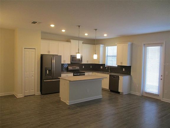 3rd image of 11552 Whistling Pine Way