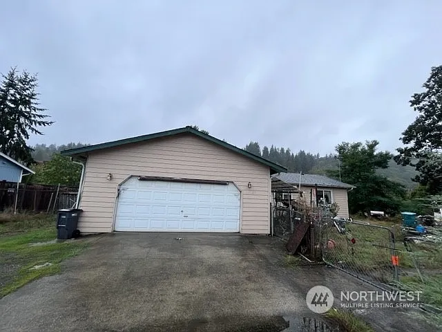 23 4th Avenue S photo 1