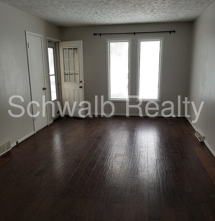 1st image of 4619 Holly St