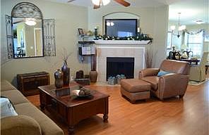 5th image of 14700 Lantern Dr
