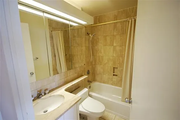 Rented by Luxury Habitat | media 5