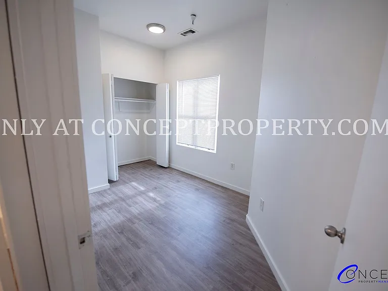 223 E 3rd Ave — Photo 77