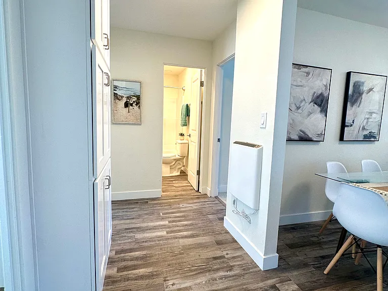 1835 Grant Ave — Photo 10