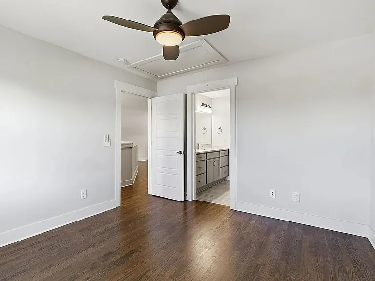 1224 Bessie Ave — Photo 11
