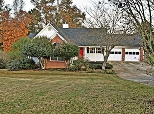 5449 Riverchase Dr, Flowery Branch, GA 30542