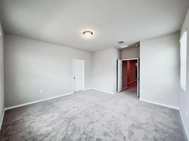 284 S Zuni Rd — Photo 14