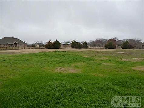 1st image of 2 Glencove Cir