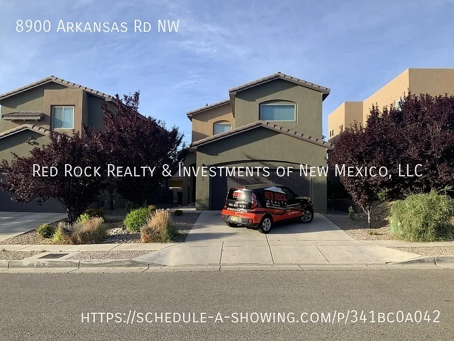 Gorgeous 3BR/2.5BTH in NW ABQ! — Photo 2