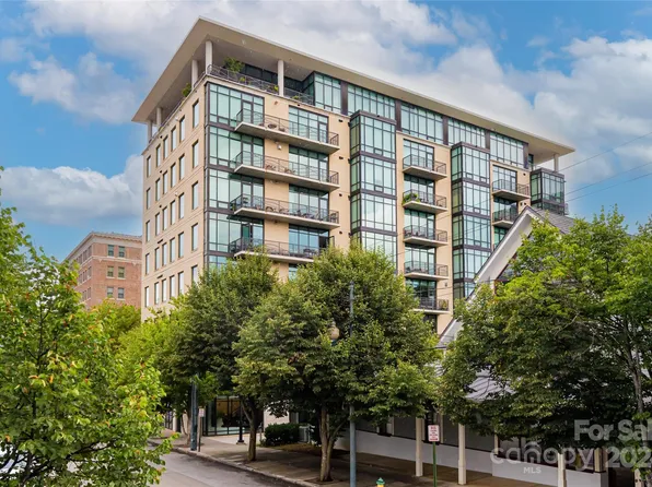 60 N Market St #215, Asheville, NC 28801