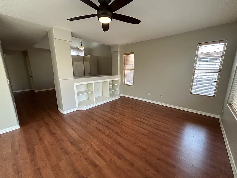 4132 E Anderson Dr — Photo 7