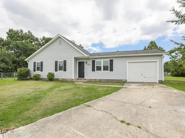 1011 Ridgecrest Lane, Jacksonville, NC 28546