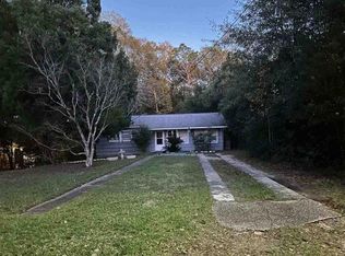 1722 Colonial Oaks Dr, Mobile, AL 36618