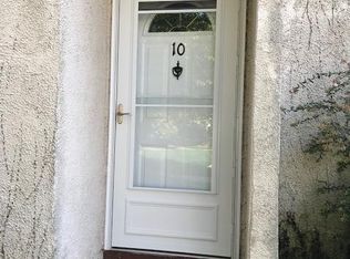 10 Weymouth Ct, York, PA 17404