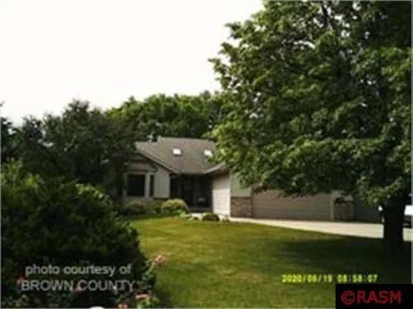 1803 Oakwood Ave, New Ulm, MN 56073