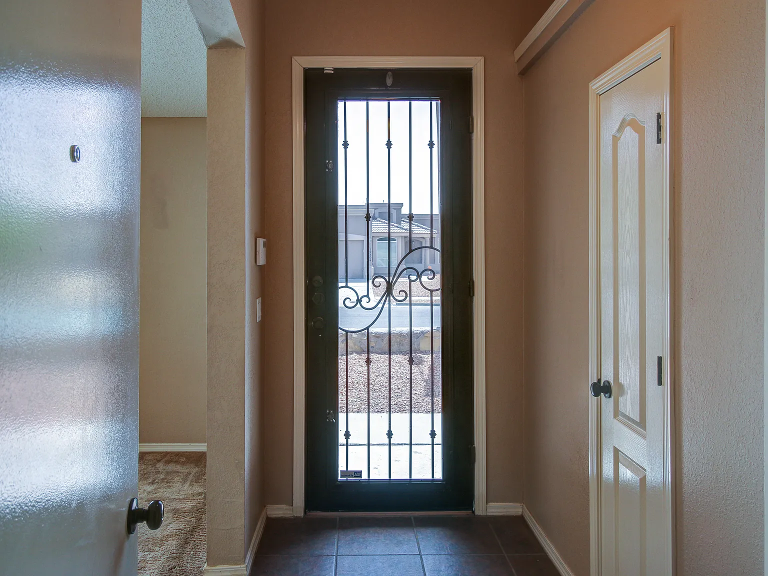4 bed, 1567 sqft, $1,750 — Photo 4