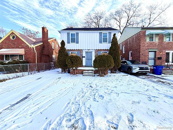 2nd image of 16576 Ilene St