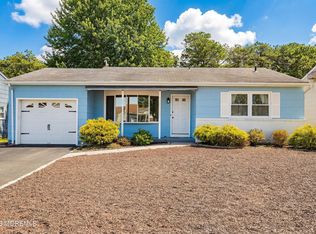 16 Piermont Rd, Toms River, NJ 08757
