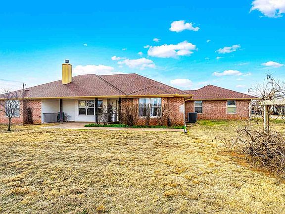 3rd image of 13473 NE Tony Creek Rd