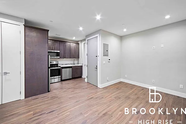 Rented by Brooklyn High Rise LLC | media 18